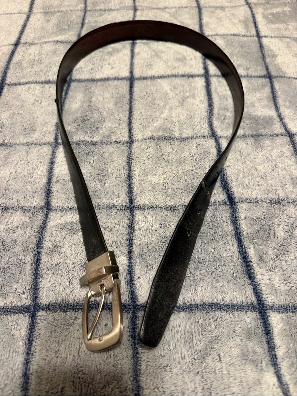 Classic Reversible Black/Brown Leather Men's Belt with Silver Buckle